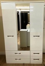 Moda White Gloss 