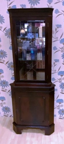 York Corner Display Cabinet