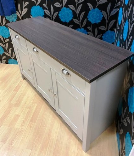 3 Door 2 Drawer Sideboard