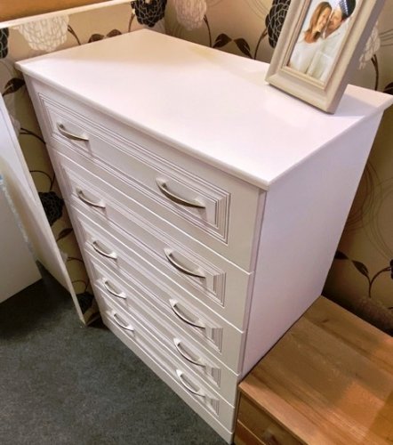 Dorchester White 5 Drawer Chest